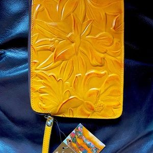 Patricia Nash Leather Wristlet Gold color